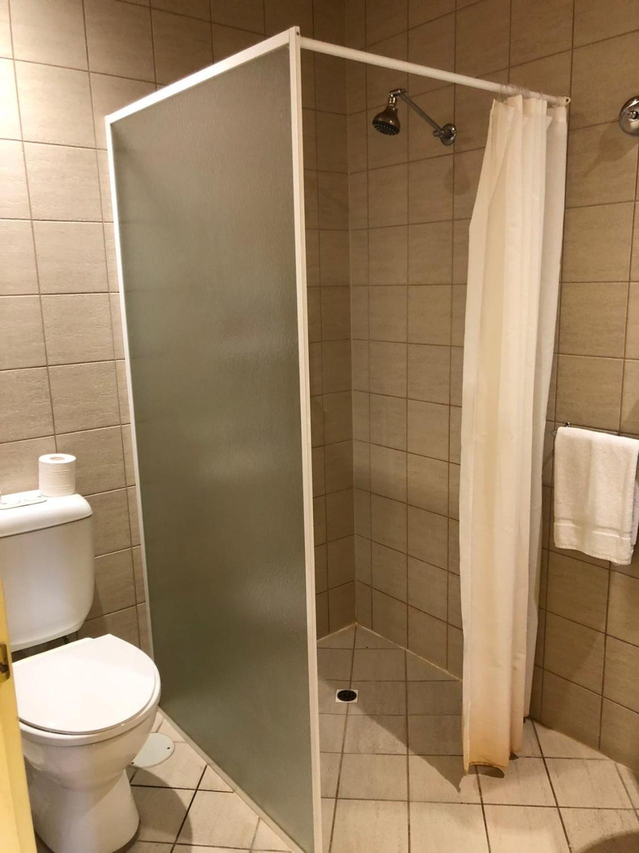 Coonawarra Place Motor Inn Dış mekan fotoğraf