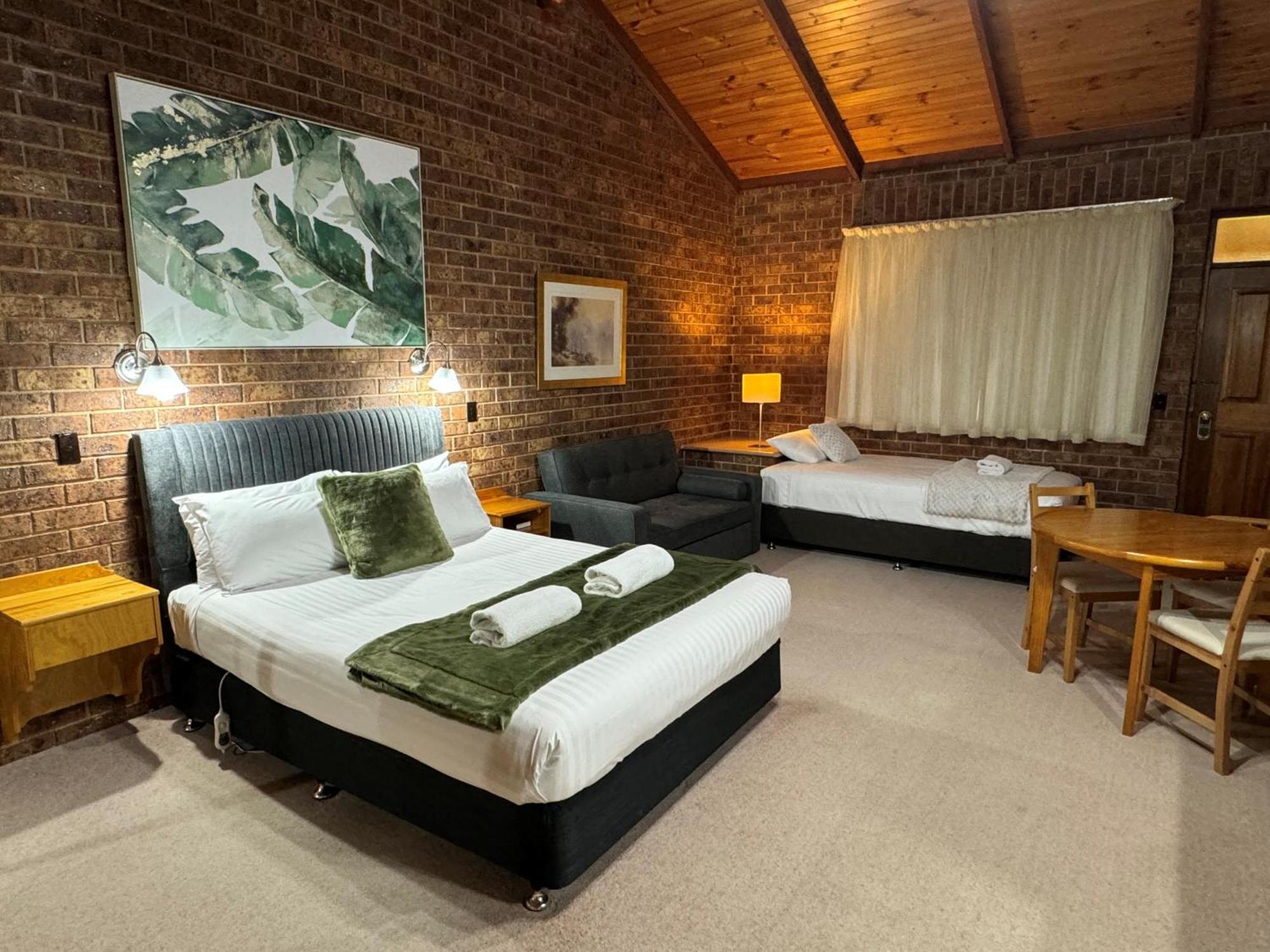 Coonawarra Place Motor Inn Dış mekan fotoğraf