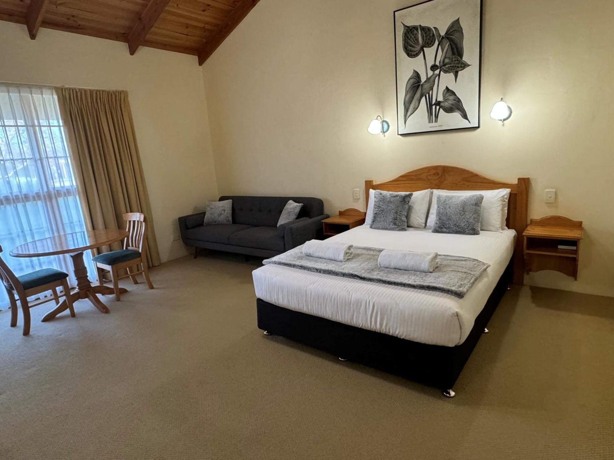 Coonawarra Place Motor Inn Dış mekan fotoğraf