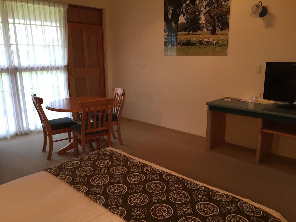 Coonawarra Place Motor Inn Dış mekan fotoğraf