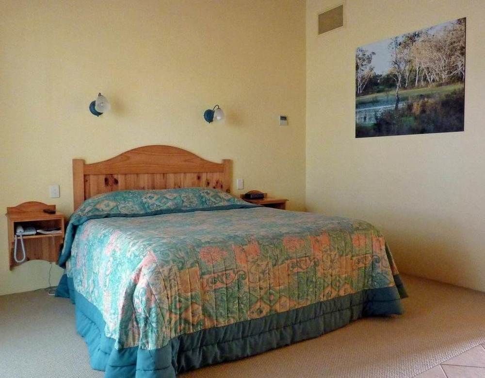 Coonawarra Place Motor Inn Dış mekan fotoğraf